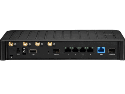 Black Cradlepoint E300 router.